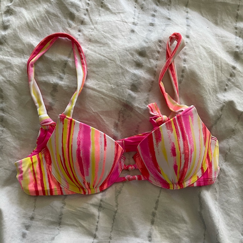 Bikini top